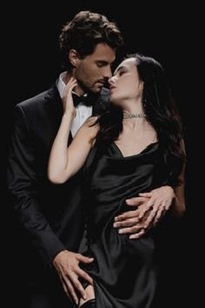 My Flash Romance With the Richest Mogul